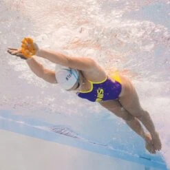 Finis ISO Paddles -Blue by Ocean 1.05.033 swim04